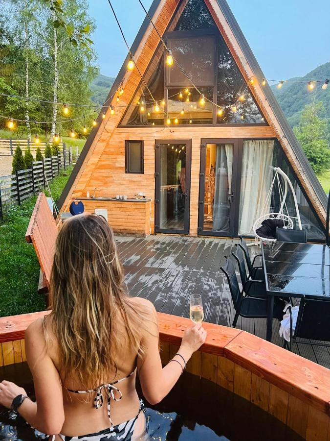 Harmony Villa Lupeni Straja Eksteriør bilde